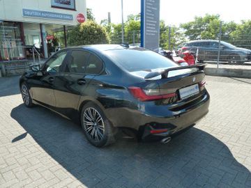 BMW 320 - 4