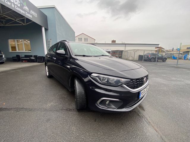 Fiat Tipo 1.6JTDM Multijet-Carplay-CAM-Abstandstempom