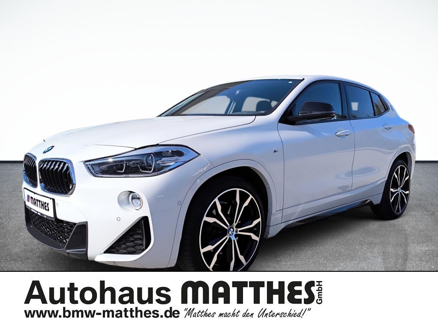 BMW X2 sDrive 20i M Sport Anhängerkupplung Panoramag