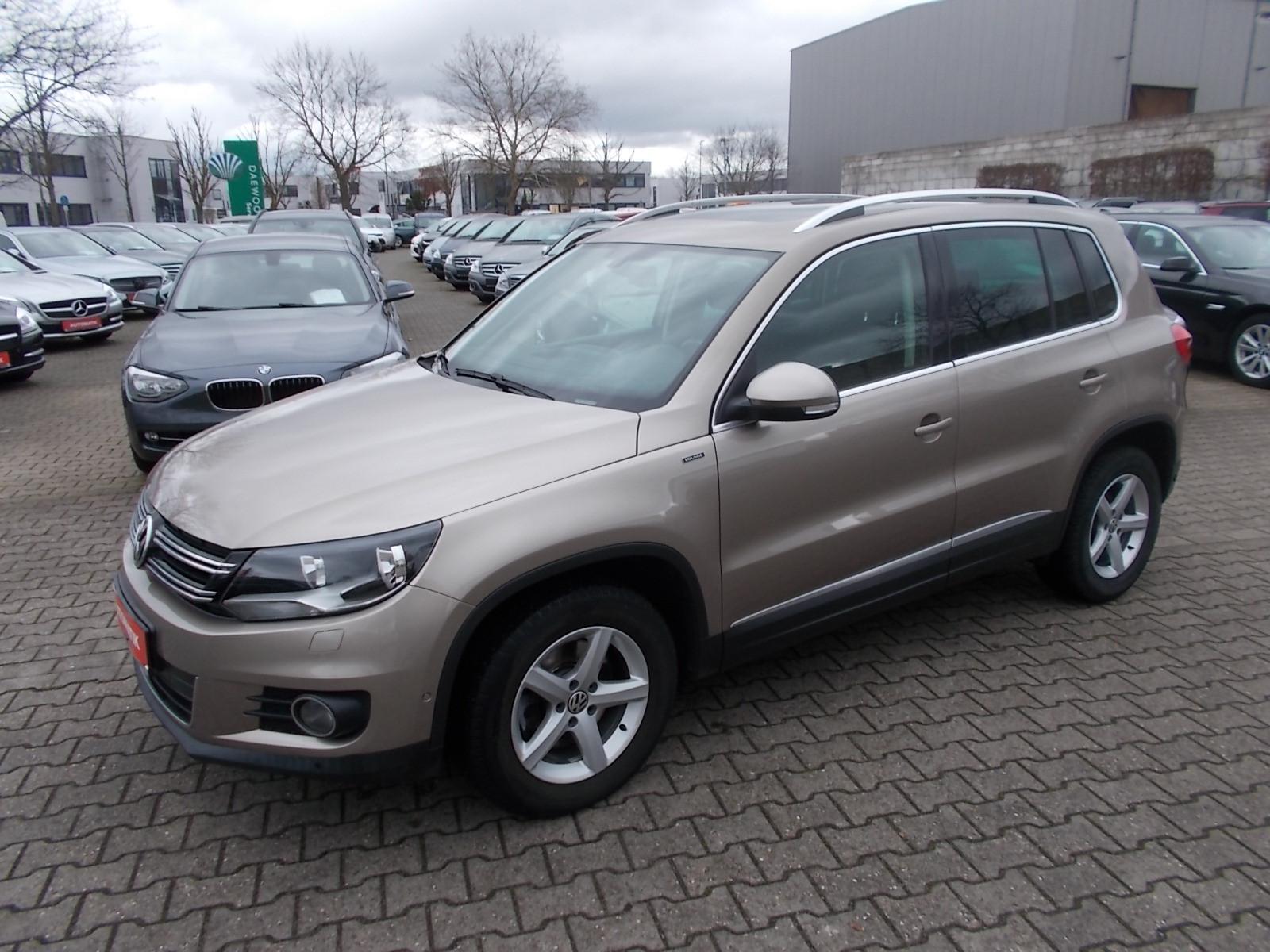 Volkswagen Tiguan Lounge AHK, Navi PANO-Dach, zus.Winterräd