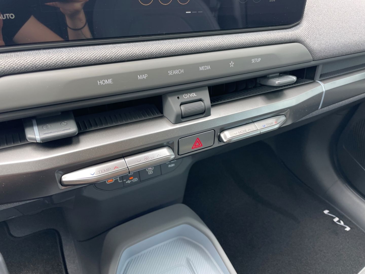 Fahrzeugabbildung Kia EV3 Earth LED totWinkAss elek Heckklappe Kamera