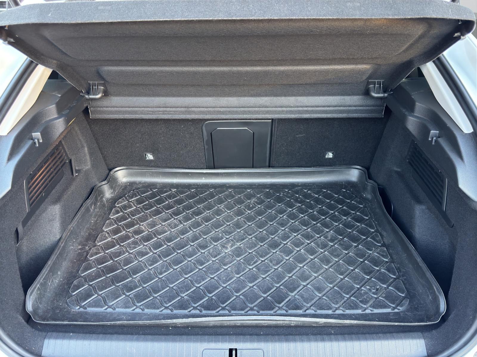 Citroën ë-C4 Elektromotor 136 SHINE viele Extras,neuw.