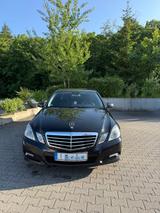 Mercedes-Benz E 250 CDI BlueEFFICIENCY AVANTGARDE AVANTGARDE - Mercedes-Benz E 250 mit Diesel-Antrieb: Limousine, E250 Cdi Avantgarde Blueefficiency