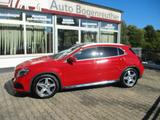 Mercedes-Benz GLA 200 GLA -Klasse +AHK+Allrad+AMG - mit Diesel-Antrieb: Rot, Panorama-Dach, Limousine