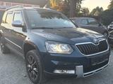 Skoda Yeti Adventure 4x4 - Skoda Yeti: Blau