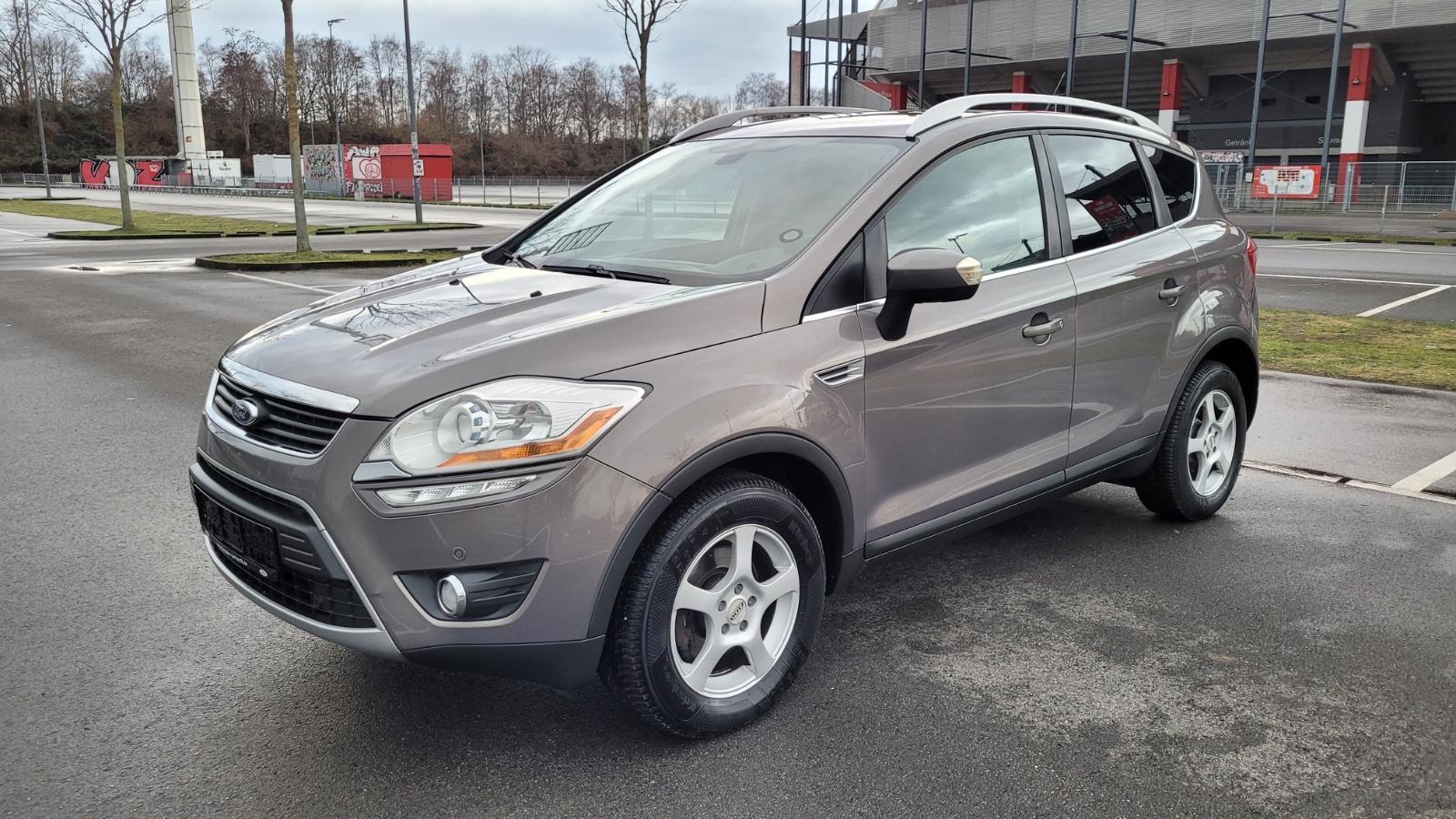 Ford Kuga Titanium Automatik Navi Pano***