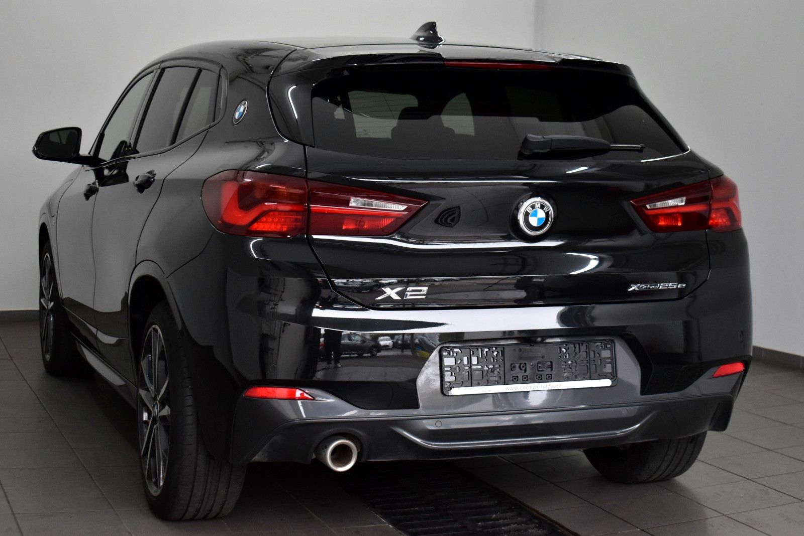 Fahrzeugabbildung BMW X2 xDrive 25e M Sport,Leder,Navi,LED,SH,Panorama