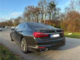 BMW 730d xDrive-Massage/Standheizung/Top Ausstattung - BMW 730 Gebrauchtwagen in München