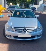 Mercedes-Benz Mercedes Benz C Klasse 220 - Mercedes-Benz E 220 aus 2008