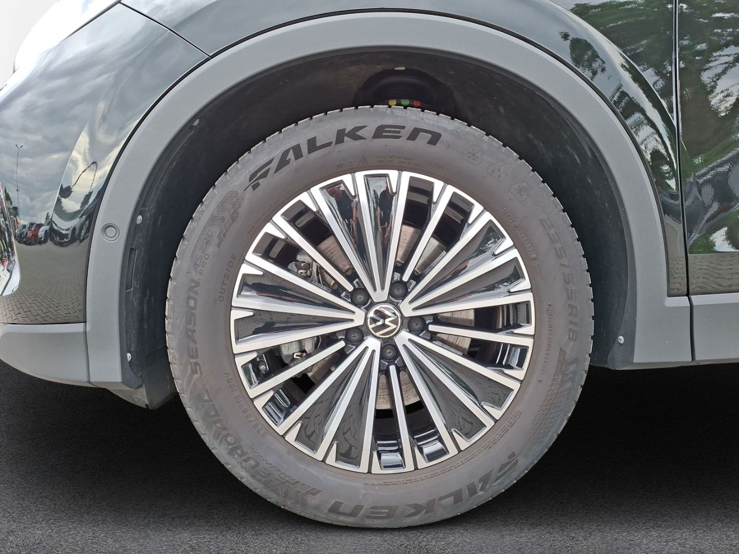 Tiguan 2.0 TDI DSG Goal *AHK*AREAVIEW*ACC*NAVI*