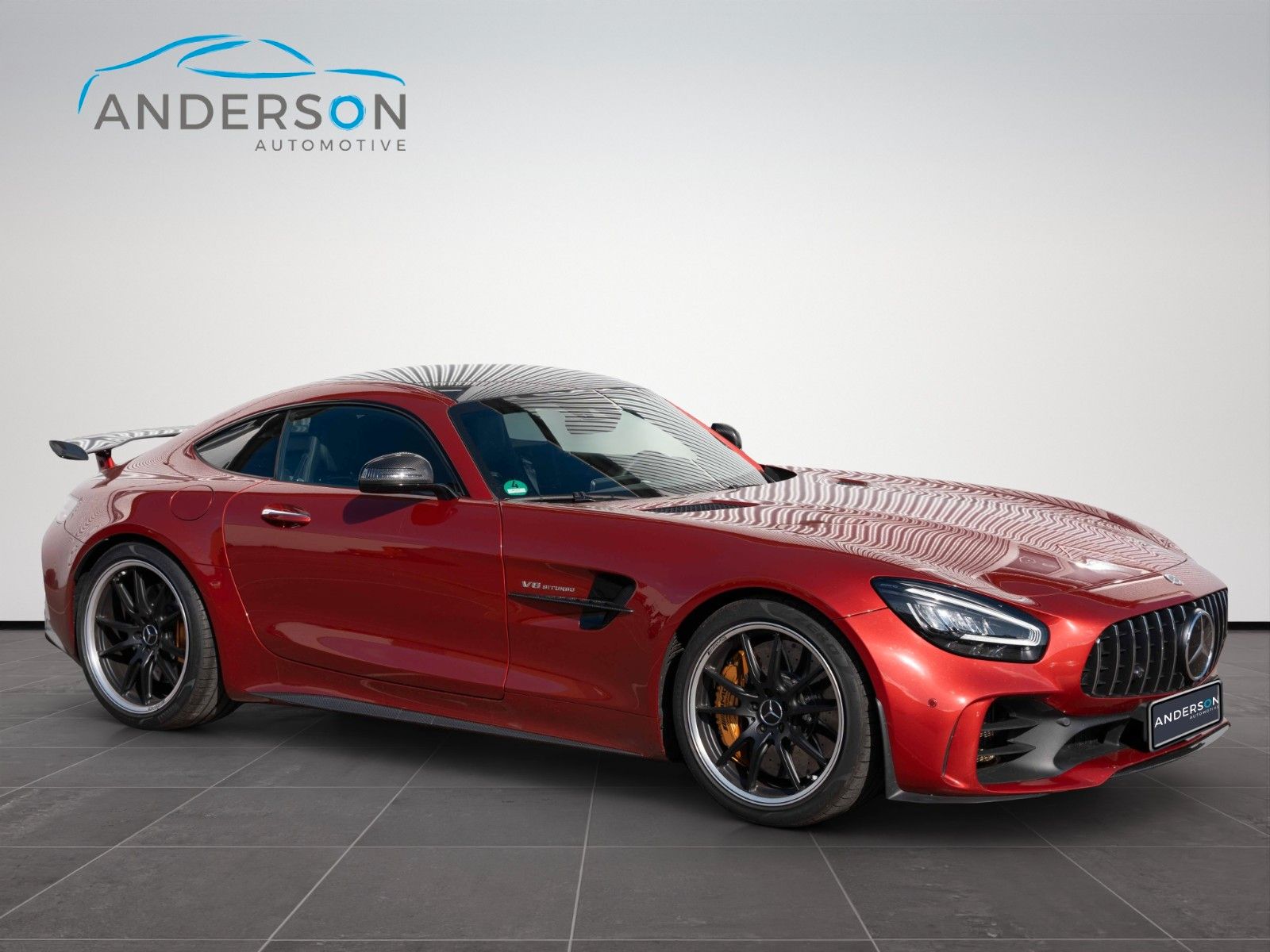 Fahrzeugabbildung Mercedes-Benz AMG GT R V8 CARBON BURMESTER 19/20" PERFORMANCE