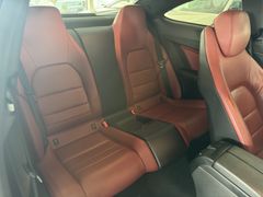 MERCEDES-BENZ C 350 CGI BlueEfficiency /AMG/Panorama/HarmanKar