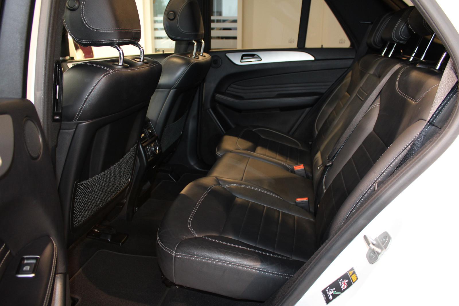 Mercedes-Benz ML 350 CDI AMG Line 4Matic AHK Navi PDC