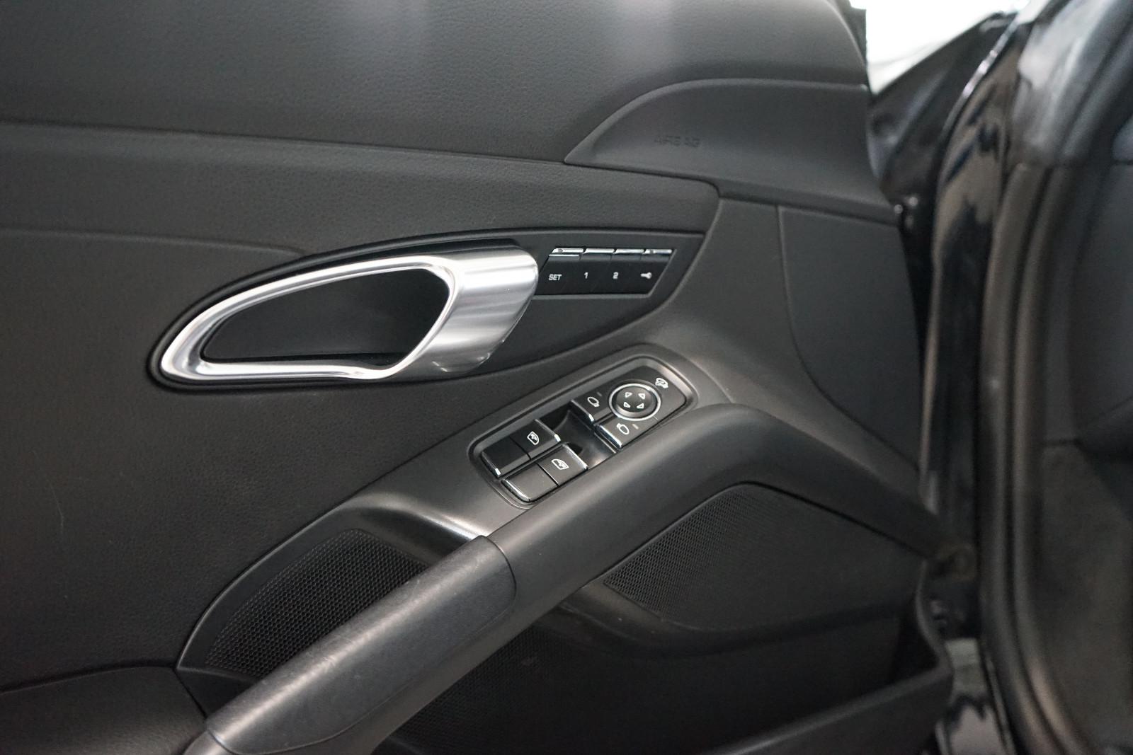 Porsche Boxster 2.7 PDK+Leder+Navi+Memory