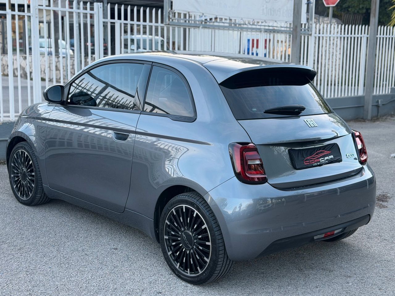 Fiat 500e 3+1 42 kWh Icon 2022 NAVI imagem 3