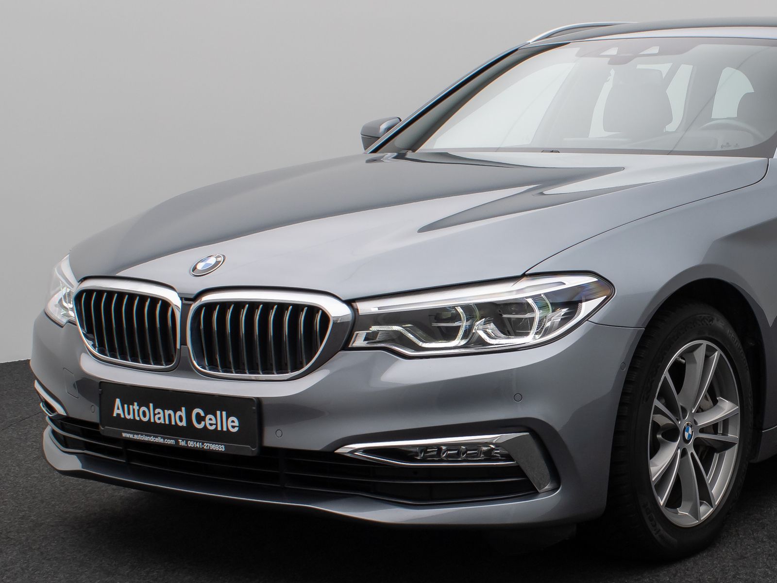 Fahrzeugabbildung BMW 540i xD Luxury Line Kamera HUD HiFi Komfort AHK