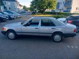 Mercedes-Benz Mercedes W124 260E - Mercedes-Benz 260 aus 1987: 260e