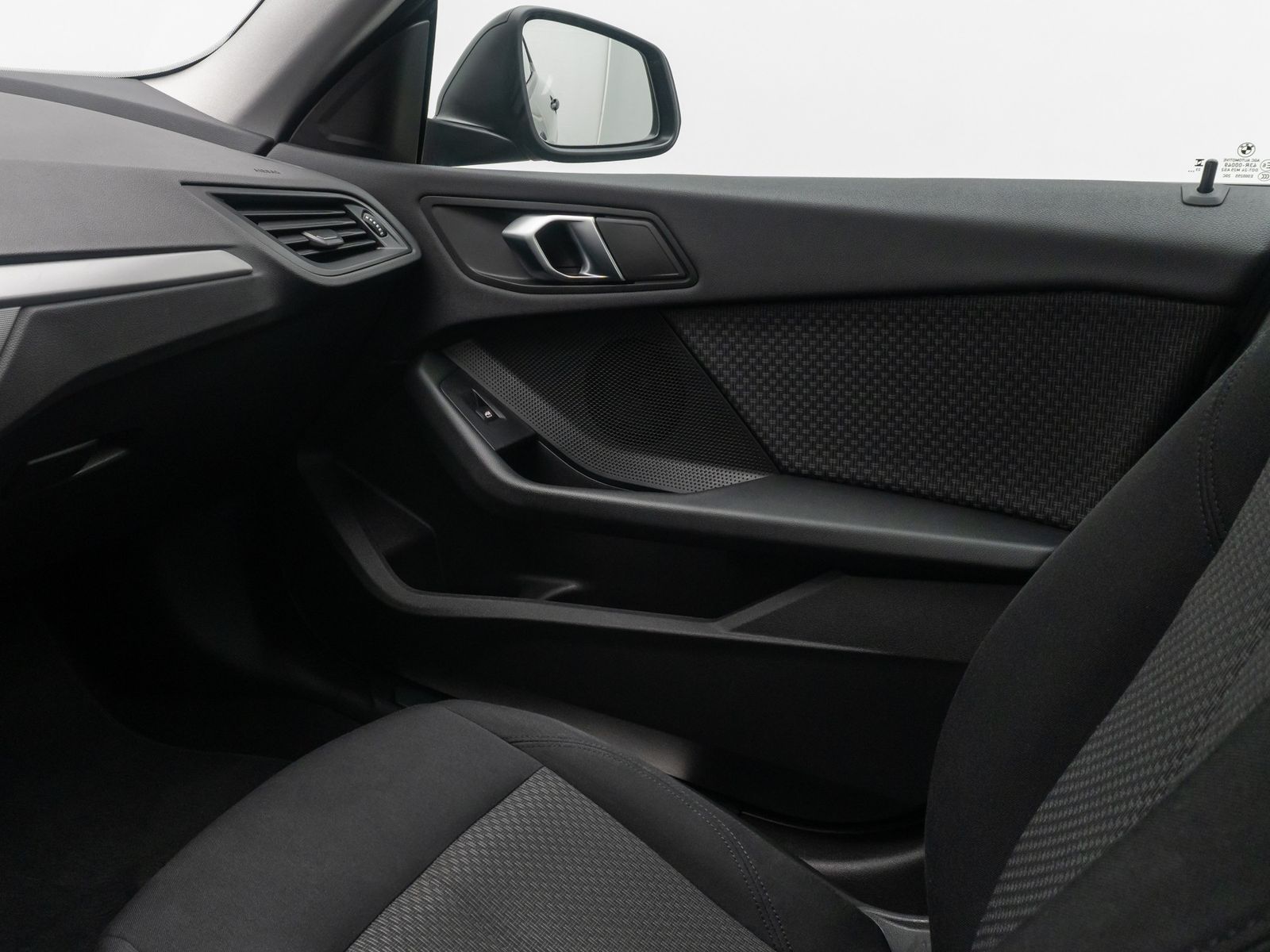 Fahrzeugabbildung BMW 218i Gran Coup&eacute; DAB GeschwindigReg PDC CockpitPr