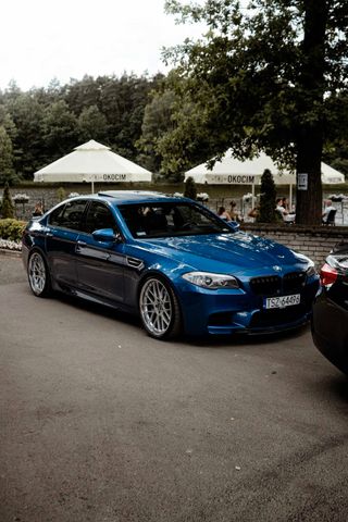 BMW M5 F10 MonteCarlo Blau 730PS