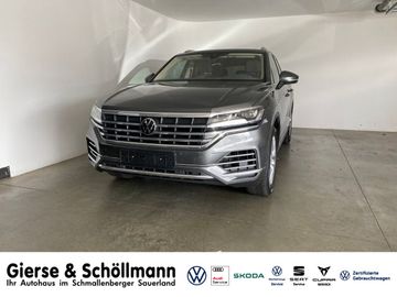 Volkswagen Touareg - 1