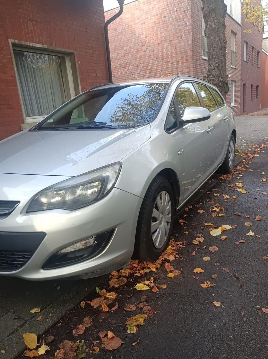 Opel Astra 2015 — photo 6