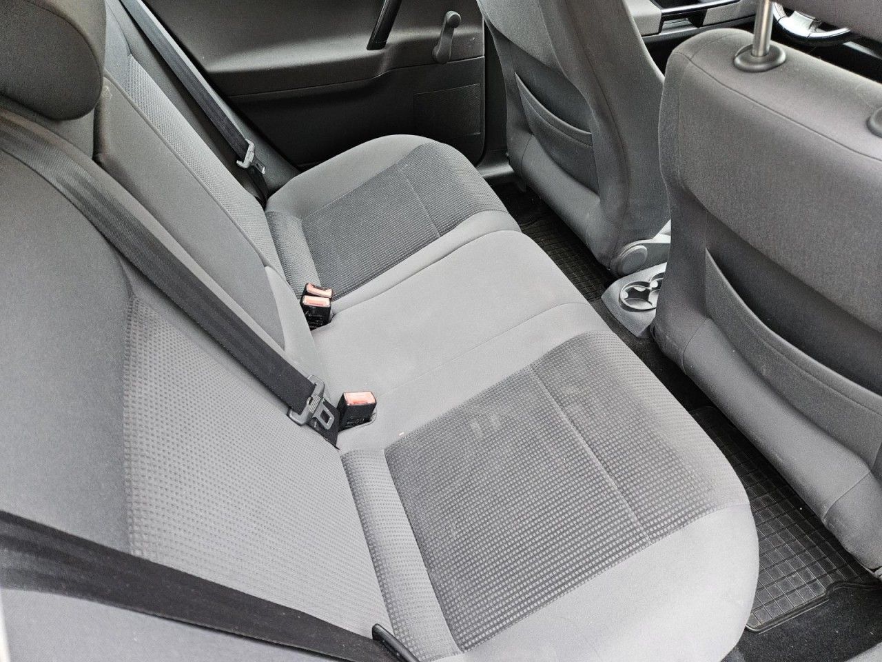 Fahrzeugabbildung Volkswagen Polo IV Comfortline / Nicht an Privat