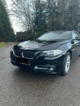 BMW 525d Touring Luxury Line Panorama Keyless Xenon - BMW 525 in Freiburg