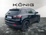 Jeep Compass Limited 4WD Allwetterreifen - Jeep Compass Limited mit Hybrid-Antrieb (Benzin/Elektro)