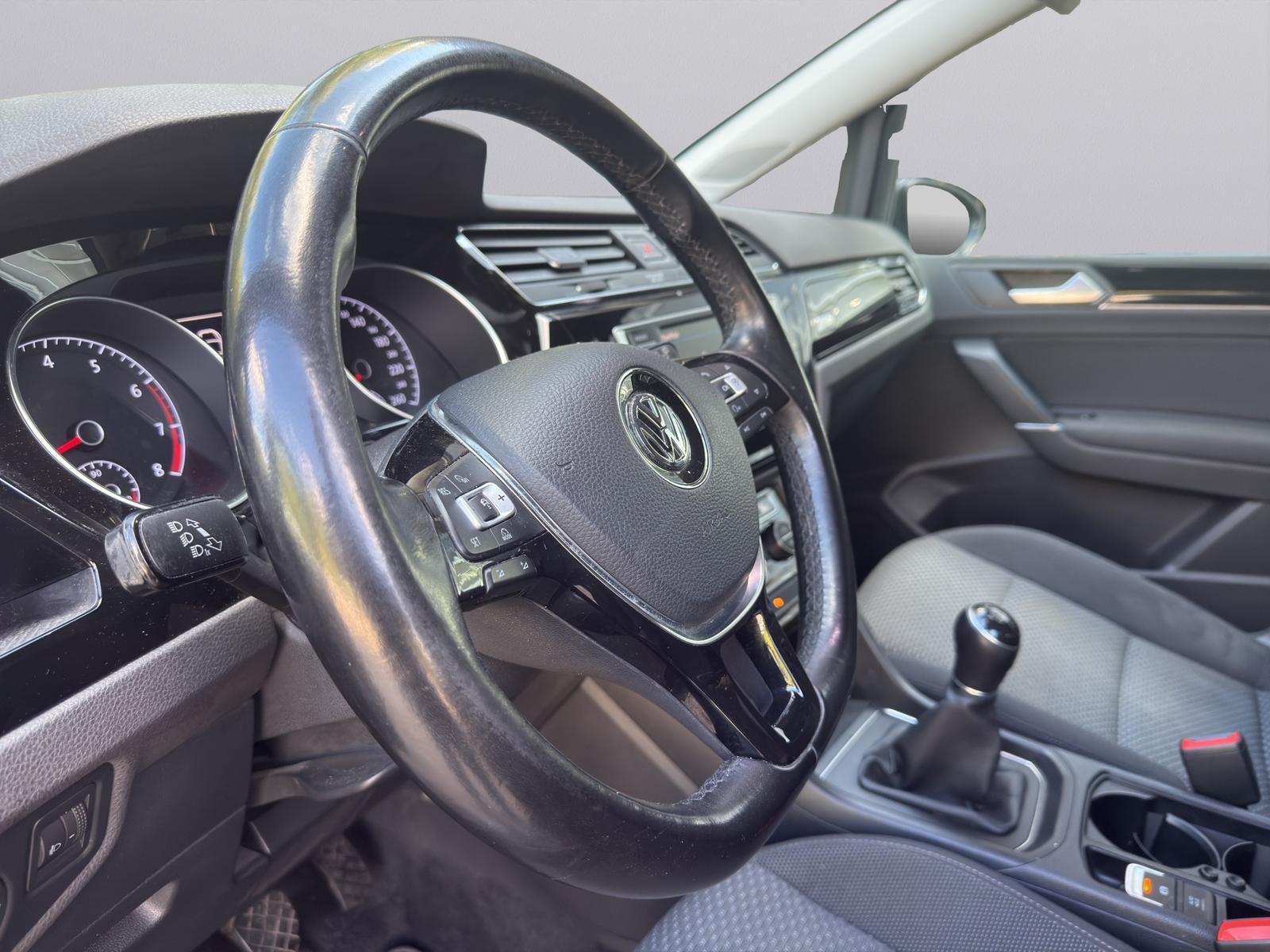 Volkswagen Touran Comfortline|NAVI|1.HAND|KAMERA