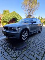 BMW 1er E 87 - BMW: 1er E87