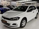 Volkswagen Polo VI 1.0 KLIMA/4TÜRER - Volkswagen Polo: Türer