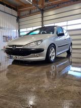 Peugeot 206 1.4 Grand Filou 75 Grand Filou - gebrauchte Peugeot 206 aus dem Jahr 2000