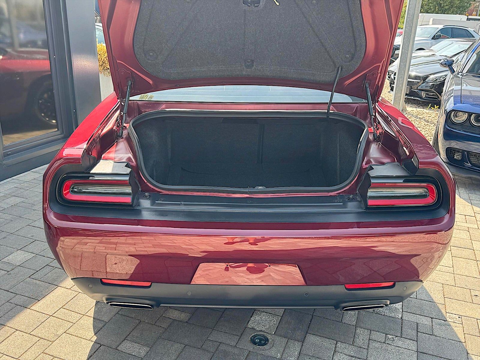 Fahrzeugabbildung Dodge Challenger 3.6 4x4 SRT Performance *LED*Kamera*