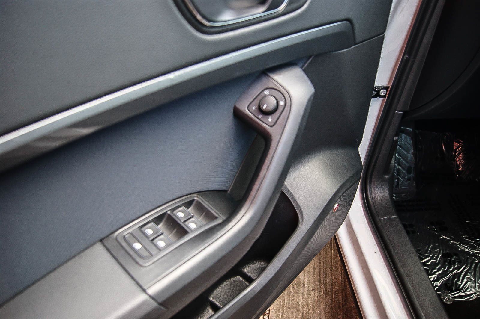 Fahrzeugabbildung SEAT Ateca 2.0 TDI DSG Style VIRTUAL BUSINESS ANHKZGV