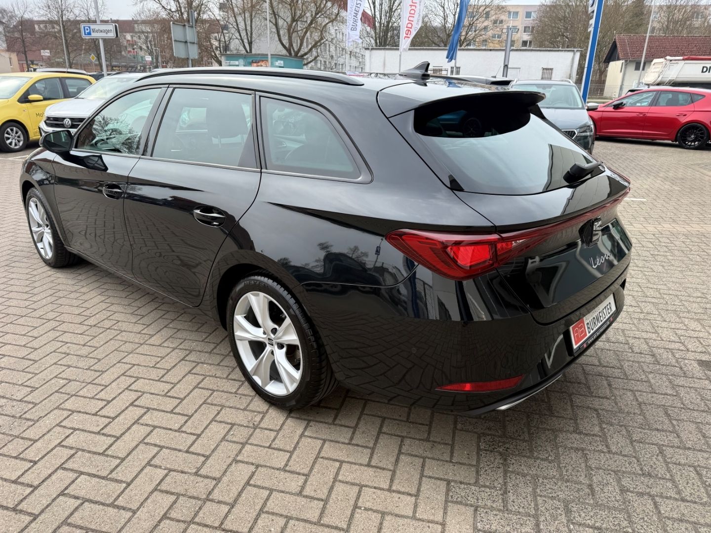 Fahrzeugabbildung SEAT Leon Sportstourer FR Navi Digitales Cockpit LED