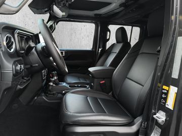 Jeep WRANGLER MY25 Sahara 4x4 AT8 Kam.+KeyLess+LED+LM