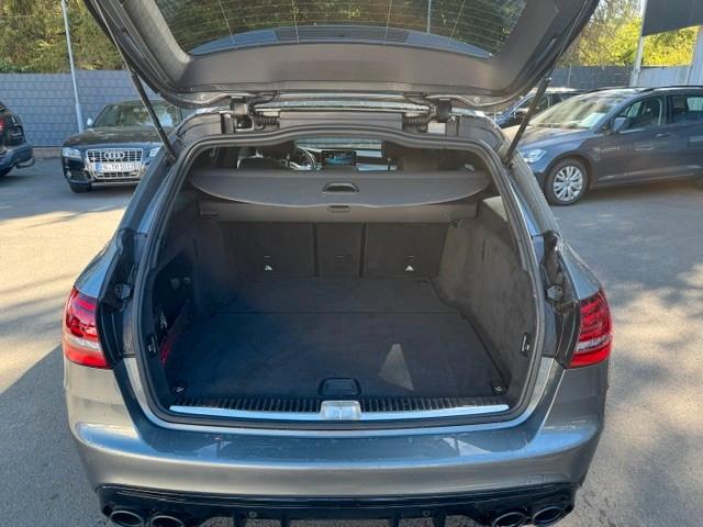 Mercedes-Benz C 43 AMG 4Matic T Sport Navi Leder Pano Standh.