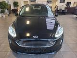 Ford Fiesta Titanium/Winterpaket/LED/Sportsitze/PDC - Ford Fiesta: Titanium Sport