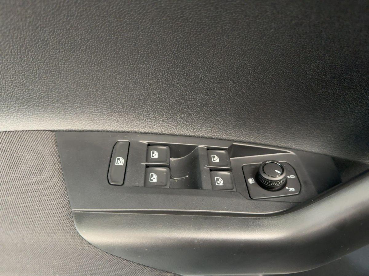 Volkswagen Taigo 1.0 TSI Klima App-Connect SHZ PDC 5J. Gara, миниатюра 14