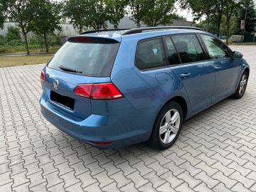 Volkswagen Golf - 3