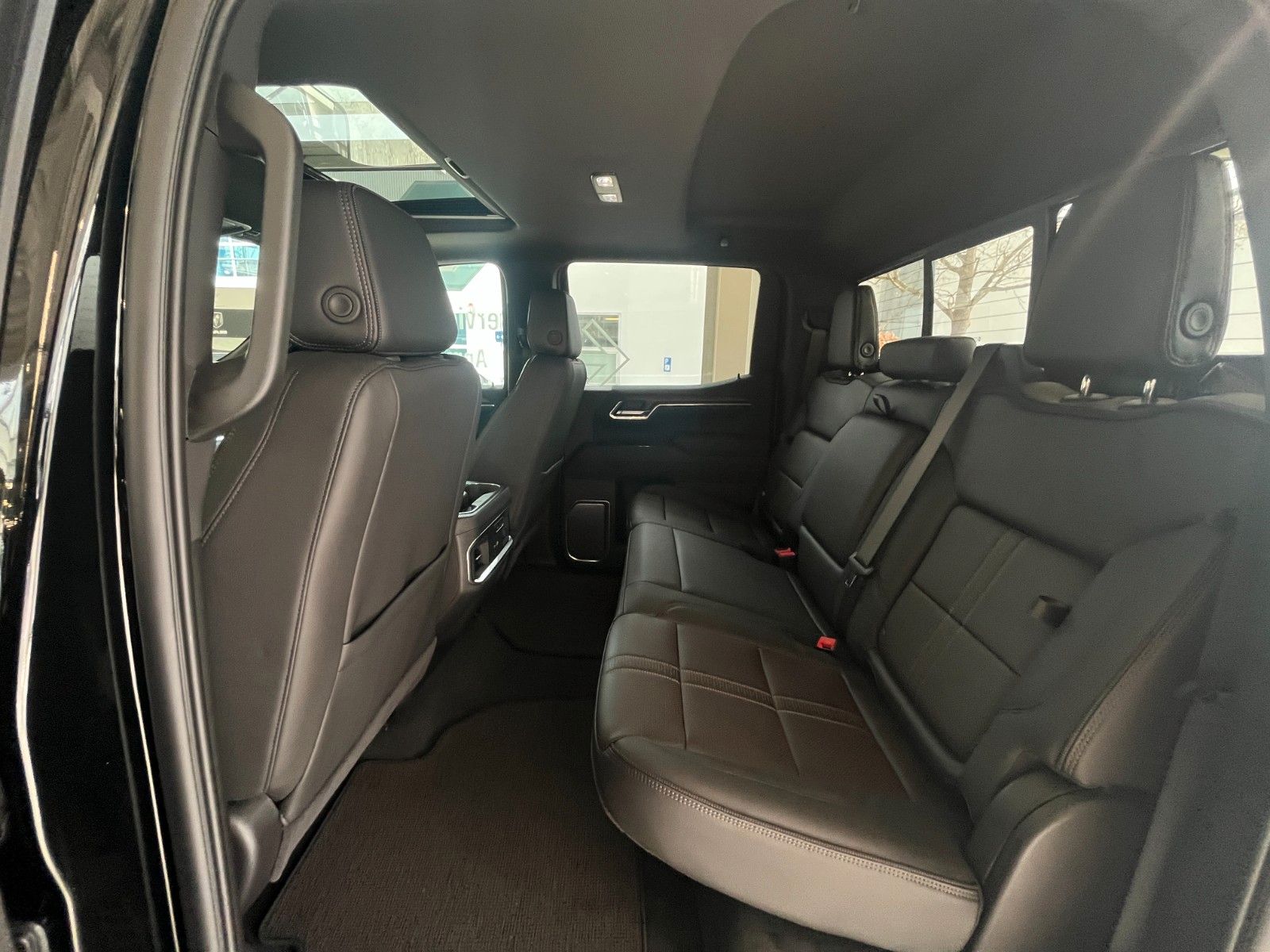 Fahrzeugabbildung Chevrolet Silverado 3.0 Duramax High Country MY2026