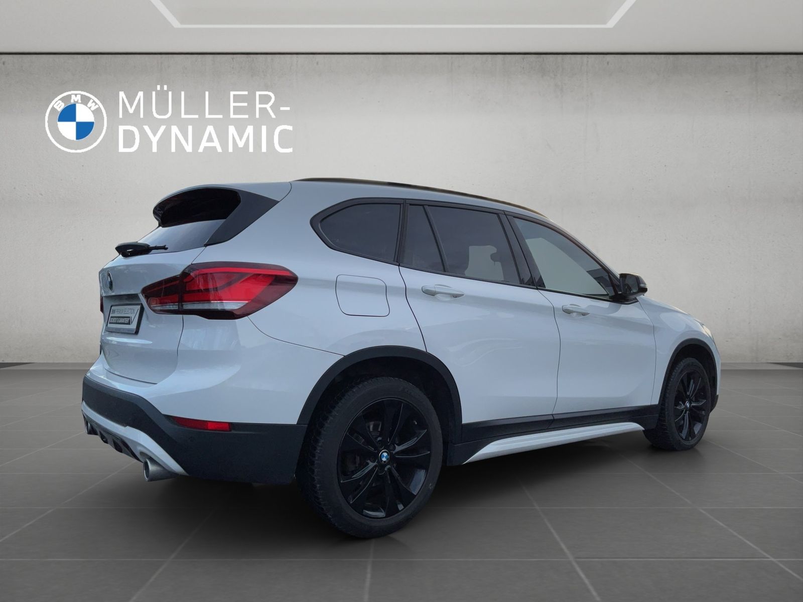 BMW X1 sDrive18d SPORT LINE AUTOMATIK NAVI AHK LED P foto 6