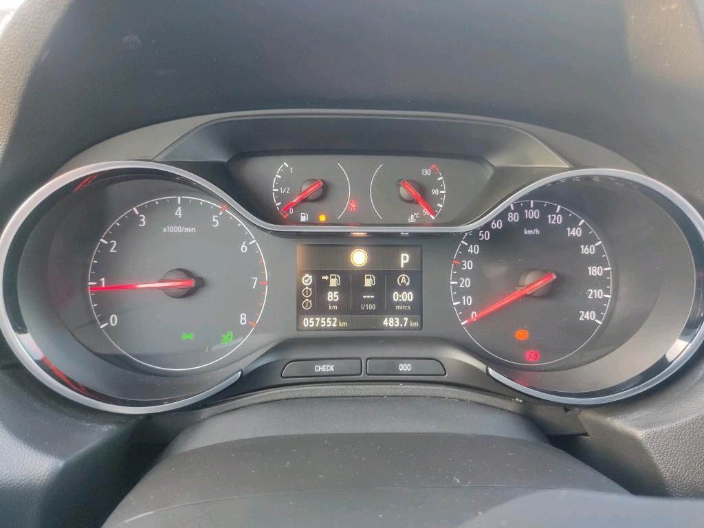 Fahrzeugabbildung Opel Grandland X 1.2T ULTIMATE LED/NAVI/SHZ/LHZ/CAM