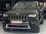 Jeep Grand Cherokee 3.0CRD *OVERLAND*PANO*ALPINE* - Jeep Grand Cherokee in Stuttgart