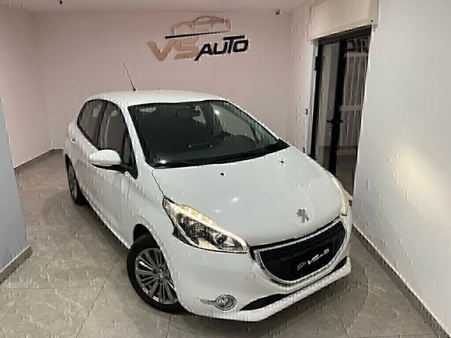 Peugeot 208 BlueHDi 75 5 porte Allure