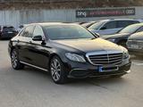 Mercedes-Benz Mercedes E220 W213 - Mercedes-Benz E-Klasse W213 mit Diesel-Antrieb