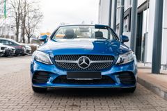 MERCEDES-BENZ C220d Cabrio/ AMG LINE/ BURMERSTER/ CARPLAY/LED MERCEDES-BENZ C220d Cabrio/ AMG LINE/ BURMERSTER/ CARPLAY/LED