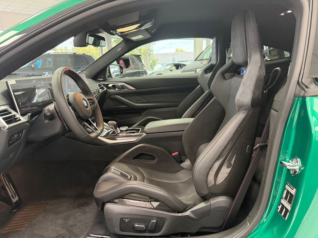 BMW M4 Competition*CARBON*KEYLESS*H-K*MEMORY*360°