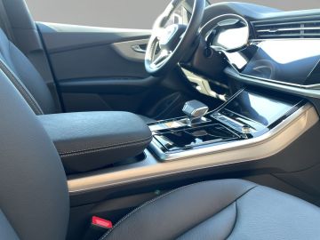 Audi Q8 - 6