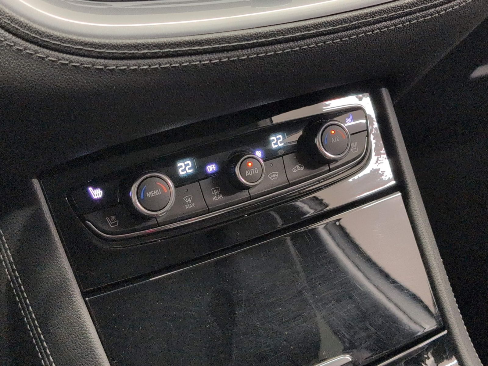OPEL Grandland X Grandland 1.6 Turbo Ultimate Automatik Navi AHK – Bild 22